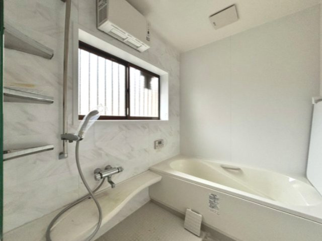 日光市猪倉　中古戸建の浴室