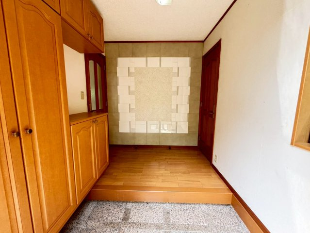 那須バケイションランド管理別荘地：那須町大字高久丙　中古戸建 ※告知事項ありの玄関