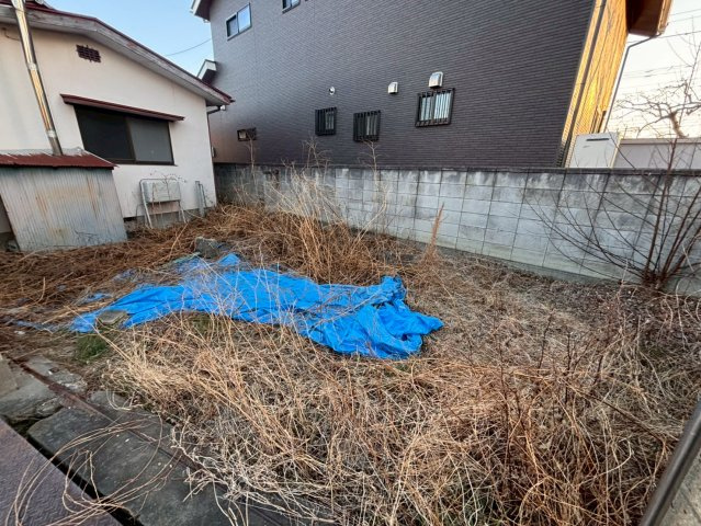 足利市鹿島町 　中古戸建の駐車場