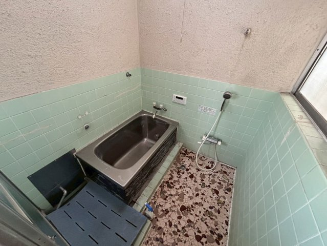 小美玉市羽刈　中古戸建の浴室