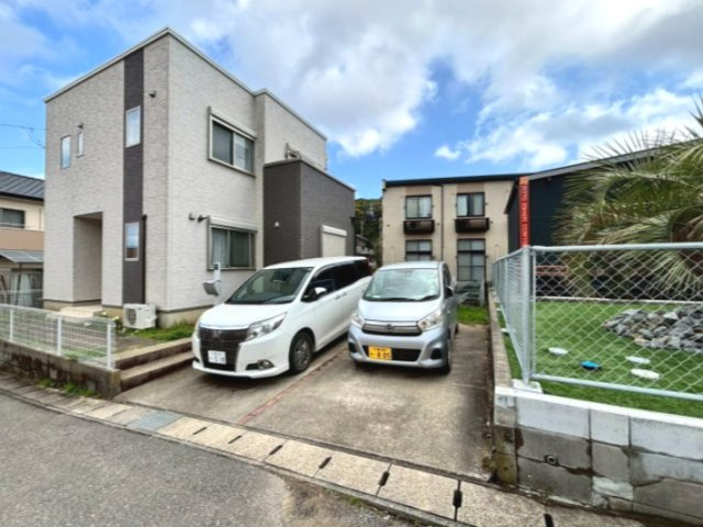銚子市春日町　オール電化　中古戸建の駐車場