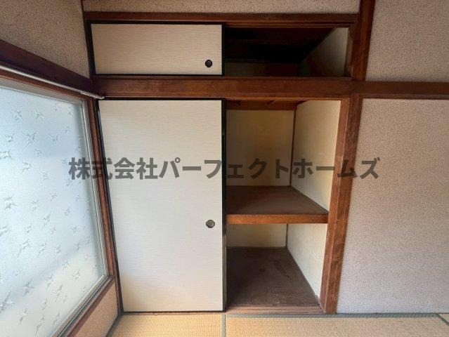 河北中町戸建　賃貸の収納|こまごまとしたものを収納できそうですね