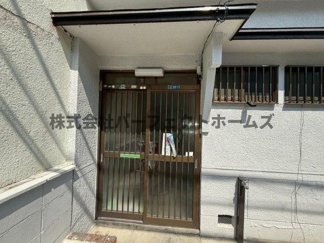 河北中町戸建　賃貸のエントランス|落ち着いたエントランスです