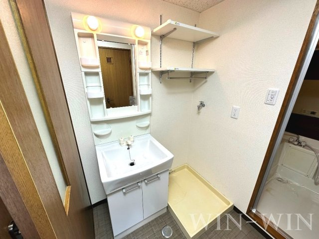 TENOHA TOYOHASHIの独立洗面台|イメージ（同建物内別部屋の写真です）