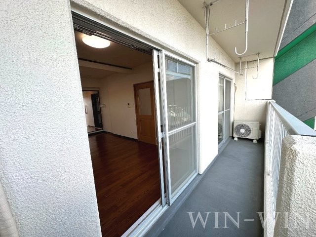 TENOHA TOYOHASHIのバルコニー|イメージ（同建物内別部屋の写真です）