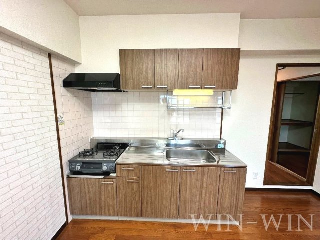 TENOHA TOYOHASHIのキッチン|イメージ（同建物内別部屋の写真です）