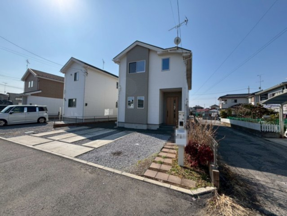 栃木市今泉町　中古戸建の駐車場