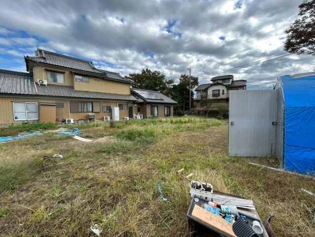 稲敷市三次　庭付き中古戸建の庭