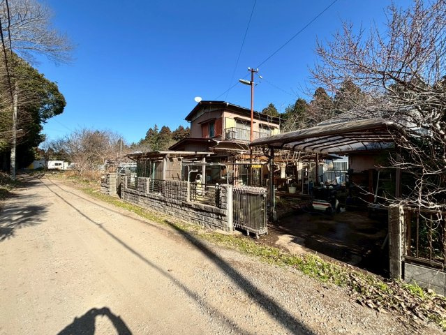 山武市木原　中古戸建の前面道路含む現地写真