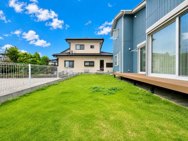かすみがうら市下稲吉　中古住宅の庭