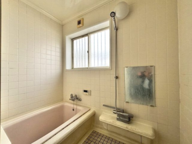 山武市木原　中古戸建の浴室