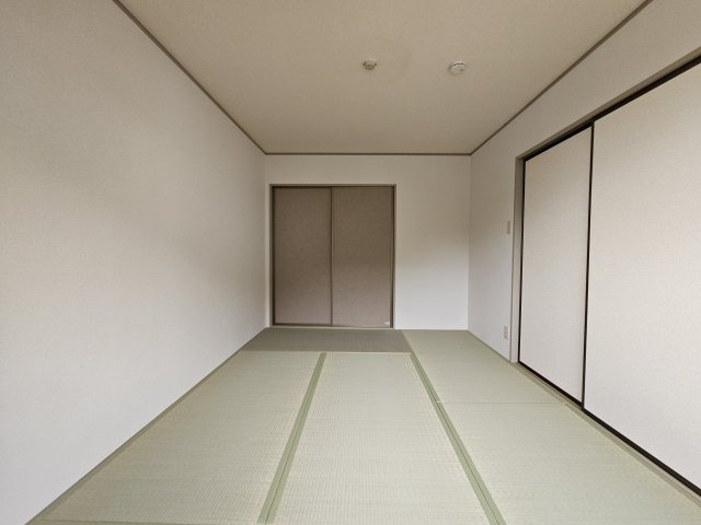 プリシェール西明石Aの寝室