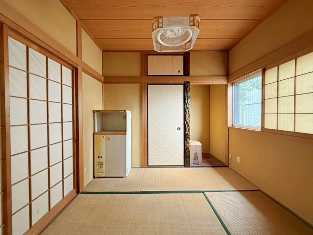 岸和田市箕土路町2丁目　中古戸建の和室