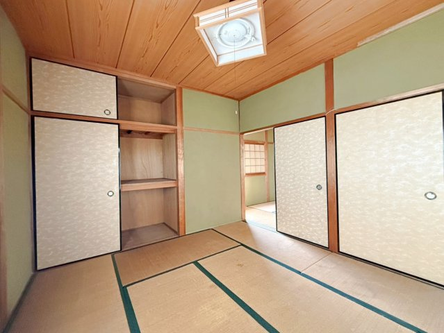 岸和田市箕土路町2丁目　中古戸建の和室
