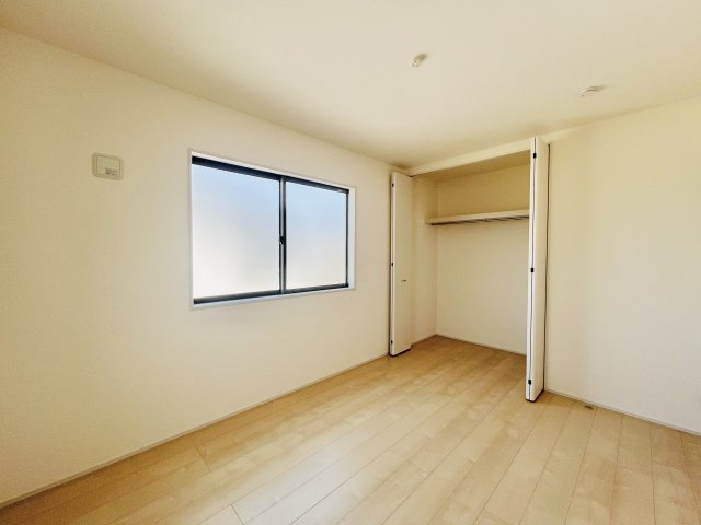 吉岡町下野田の洋室|お子様の一人部屋デビューにも最適♪