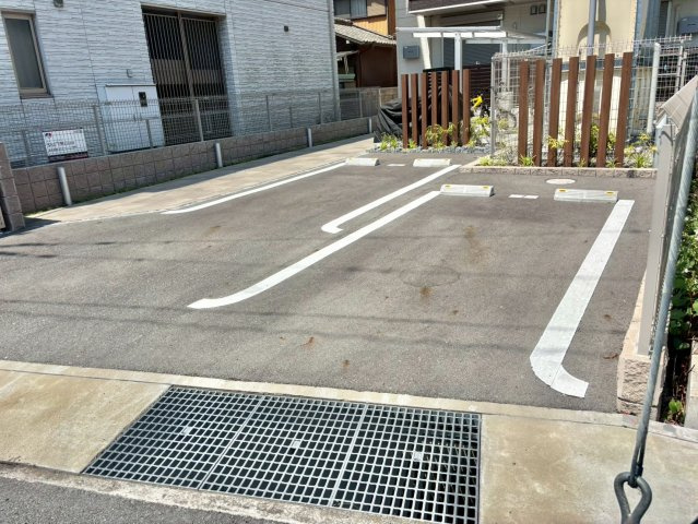 D-Place安田の駐車場