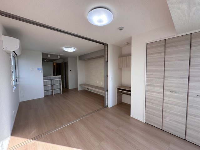 D-Place安田の洋室