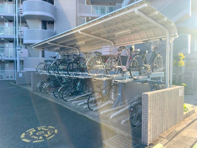 ライネスハイム東浦和のその他|駐輪場