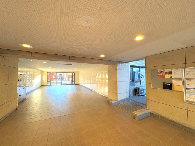 ローヤルシティ川口西のエントランス|エントランス