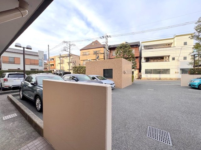 川口五丁目パーク・ホームズの駐車場|駐車場
