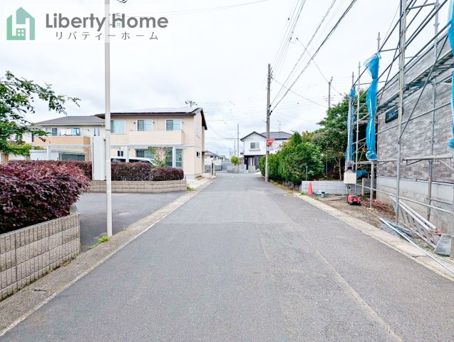 ひたちなか市はしかべ1期　新築戸建の前面道路含む現地写真