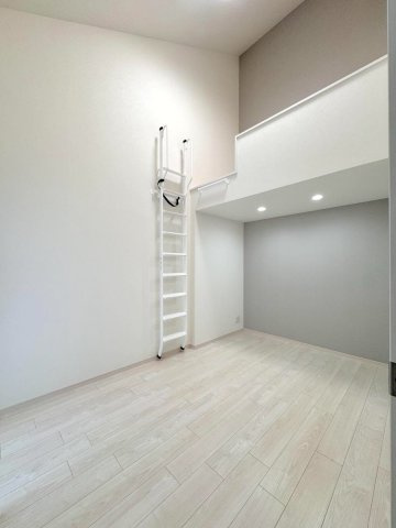 ライオンズマンション大宮吉野原の子供部屋|子ども部屋　ロフト付き