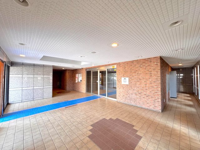 グリーンミユキ蕨北町のエントランス|エントランスホール