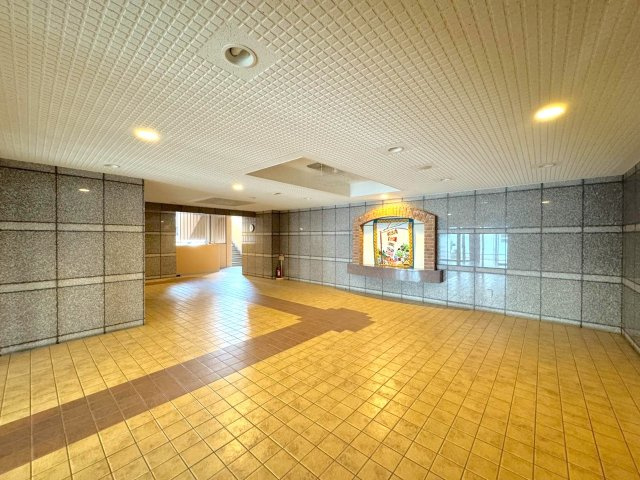 グリーンミユキ蕨北町のエントランス|エントランスホール