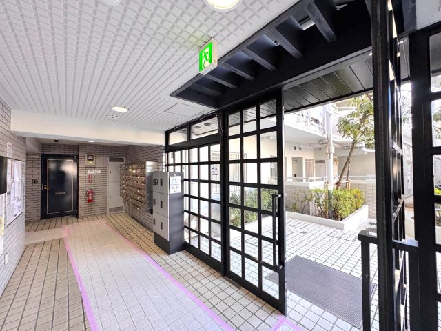 コスモ蕨南のエントランス|エントランスホール