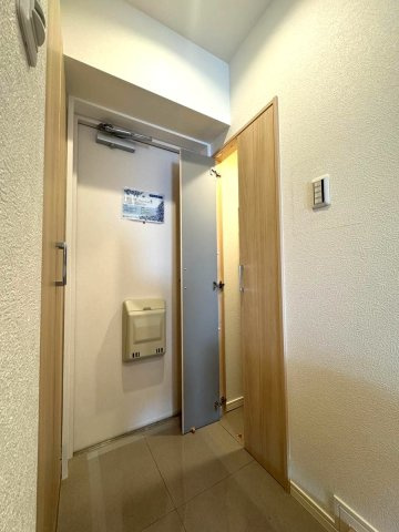 エンゼルハイム浦和中尾の玄関|玄関