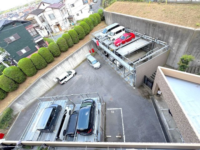 レクセル朝霞の駐車場|駐車場