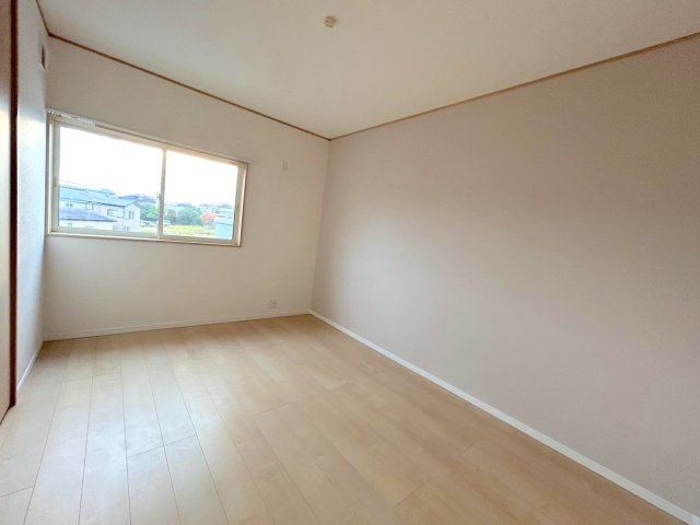 南区大字大谷口中古戸建の子供部屋|子ども部屋