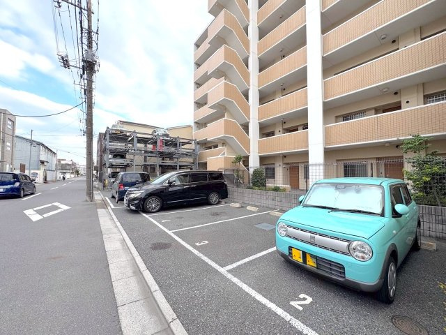 アンビシャス川口青木の駐車場|駐車場