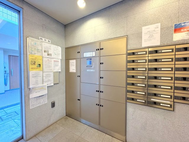 アンビシャス川口青木の設備|宅配ボックス