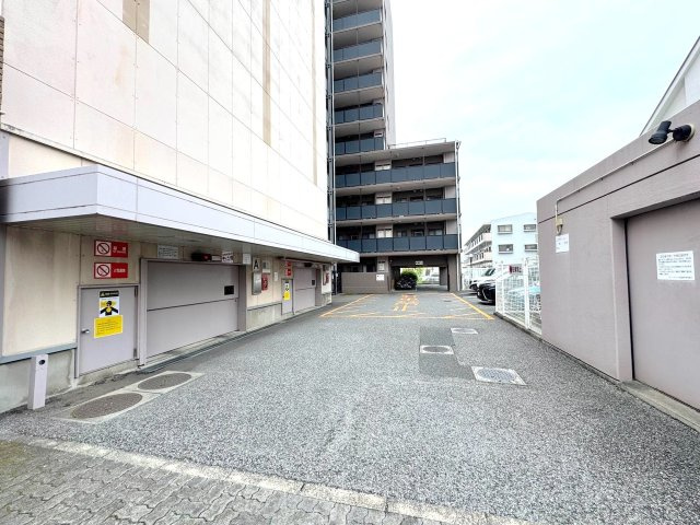 サニークレスト武蔵浦和の駐車場|駐車場