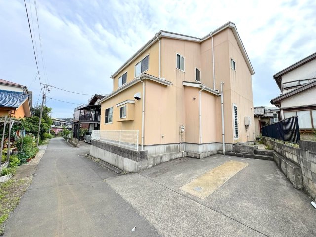 戸建 さいたま市南区大字大谷口の外観|前面道路と外観
