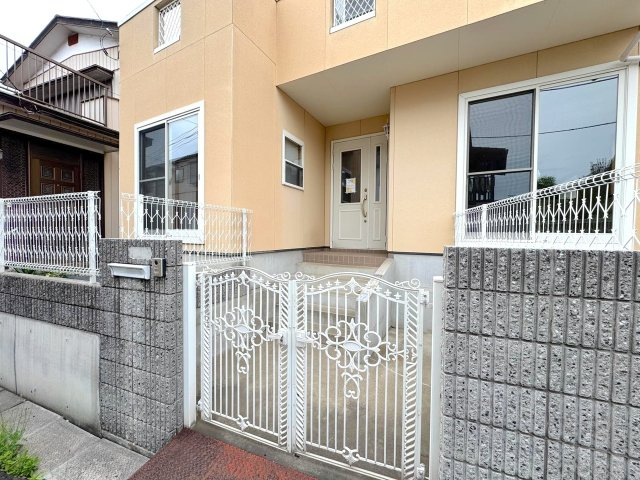 戸建 さいたま市南区大字大谷口のその他|玄関ポーチ