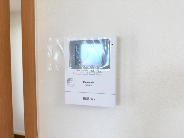戸建 さいたま市南区大字大谷口の内装|TVモニター付きインターホン