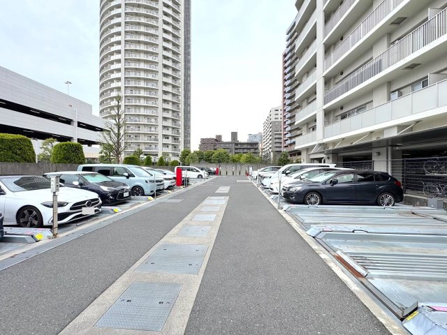 ソルクレスト川口の駐車場|駐車場