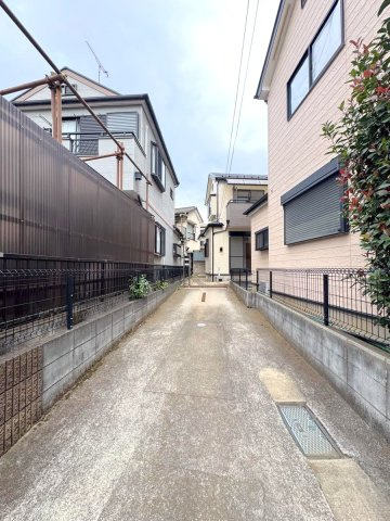 見沼区御蔵　中古戸建ての駐車場|駐車場