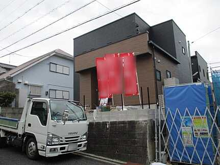 佐伯区美鈴が丘東２丁目の前面道路含む現地写真