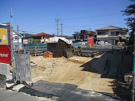佐伯区美鈴が丘東２丁目の前面道路含む現地写真