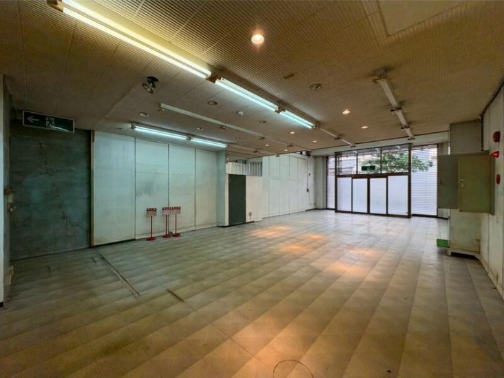 ラ・キャッスルナゴヤ【　1階路面店　】