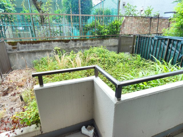 【庭】