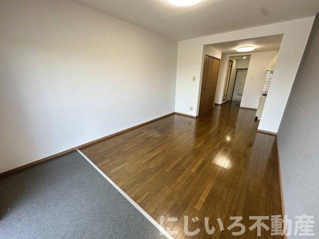 ヴィゴラス弐番館の居間・リビング