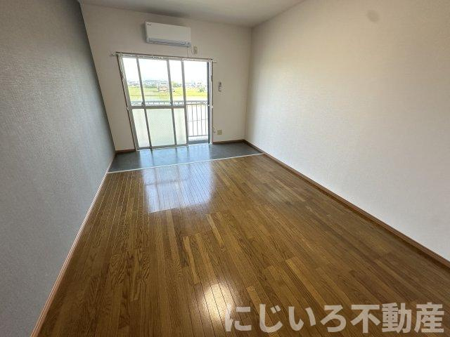 ヴィゴラス弐番館の居間・リビング