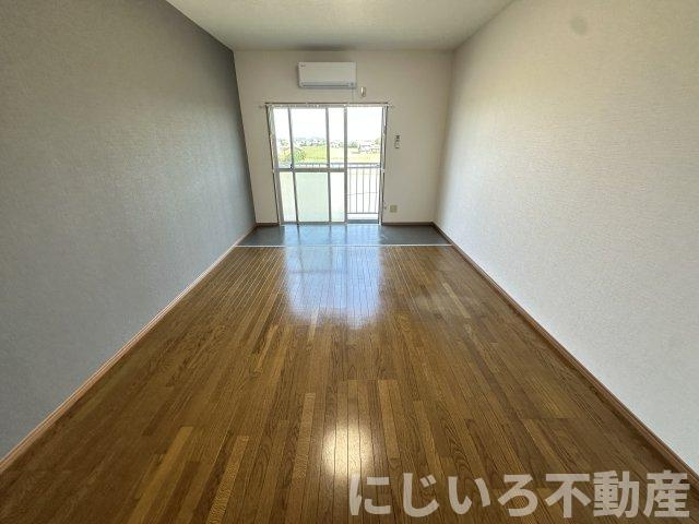 ヴィゴラス弐番館の居間・リビング