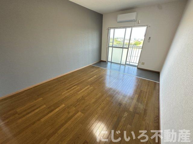 ヴィゴラス弐番館の居間・リビング