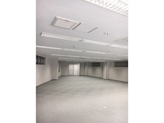 ＷＥＳＴ　ＮＡＧＯＹＡ５６の内装