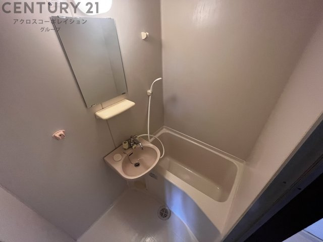 シンプルで使いやすい浴室です！